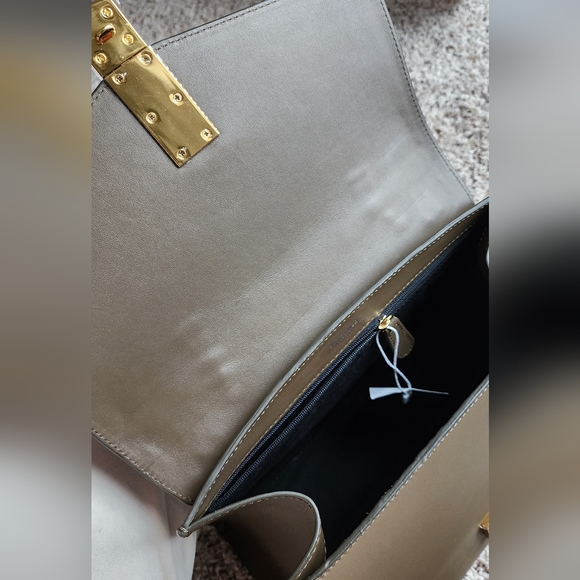 Authentic DeMellier Montreal in discontinued Olive green - Picture 9 of 17